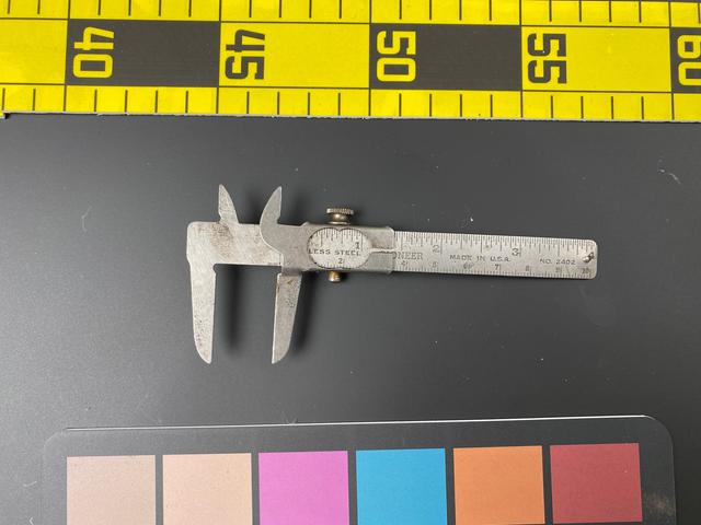 T0054 Cheap Metal Caliper