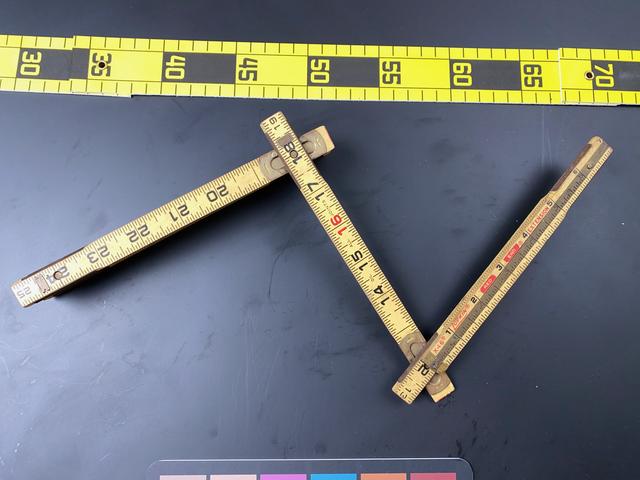 T0139 Folding Ruler Old