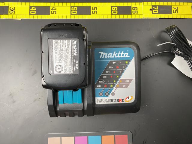 T0226 Makita Charger