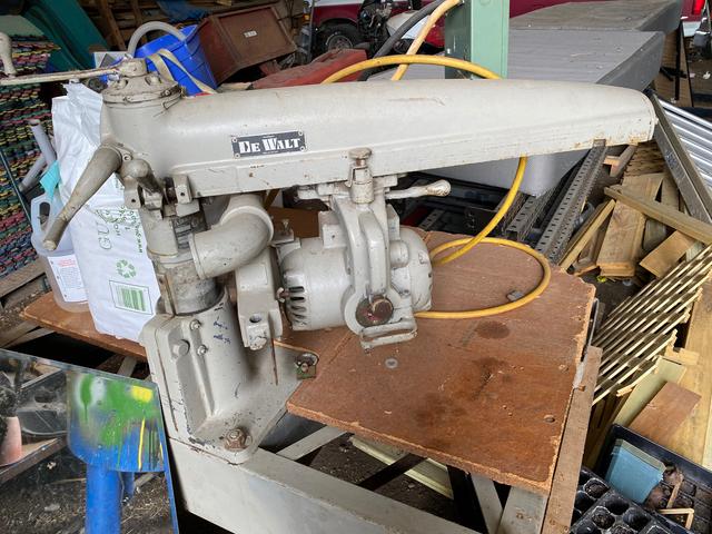 T0257 Old Dewalt Radial Arm Saw