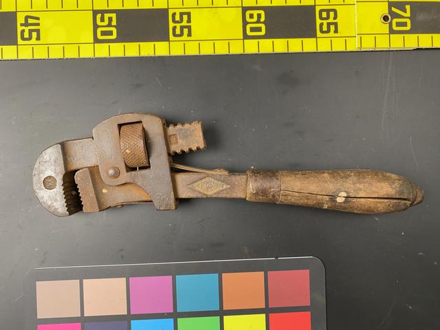 T0375 Antique Pipe Wrench