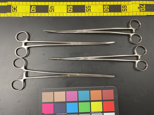 T0470 Hemostats Large