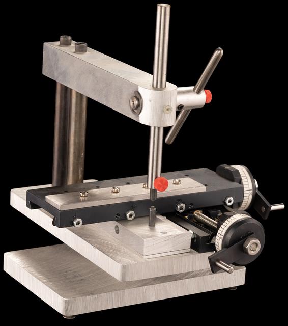 T0521 Mini Pin Press