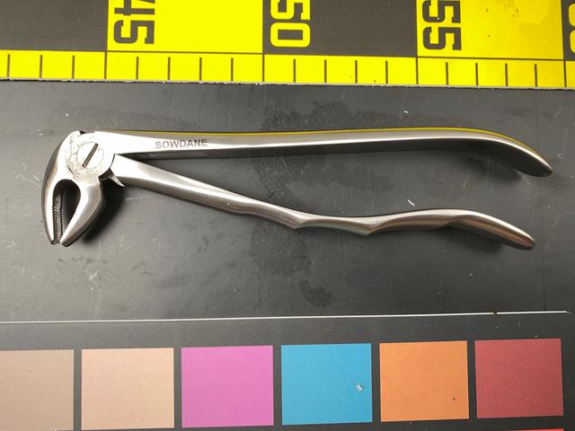 T0537 Tooth Extracting Pliers