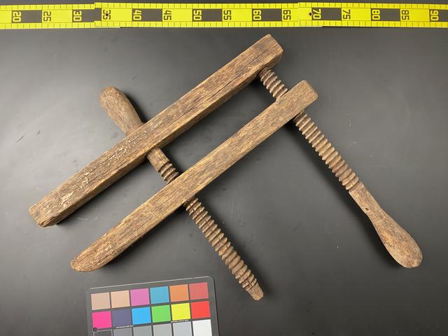 T0538 Wood Handscrew Clamp