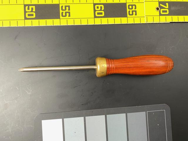 T0593 Wood Handled Screwdriver