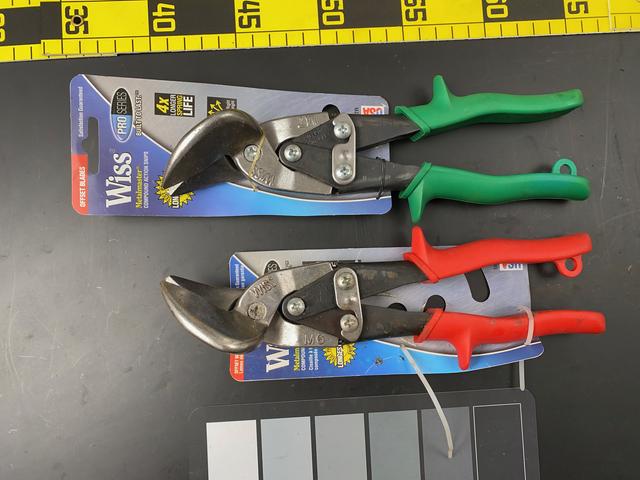 T0758 Left and Right Tin Snips