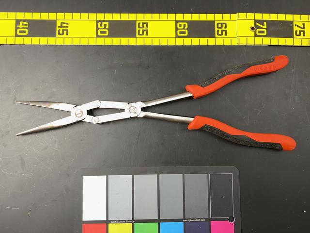 T0868 Scissor Handle Needlenose Pliers