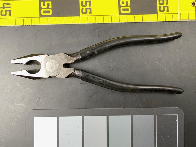 T0870 Pliers