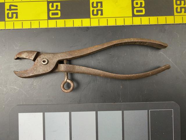 T0875 Hogring Pliers