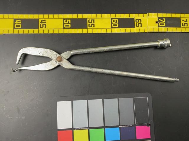 T0878 Unknown Pliers