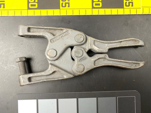 T0886 Unknown Pliers