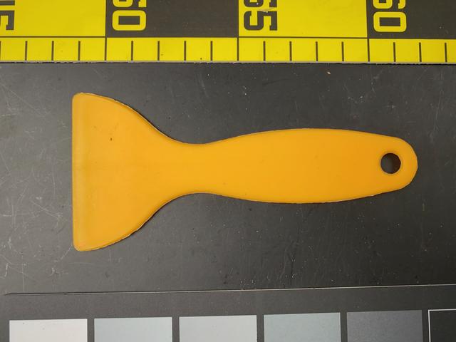 T0905 Plastic Putty Knife