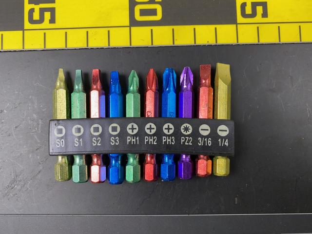 T0947 Colorful Driver Bits