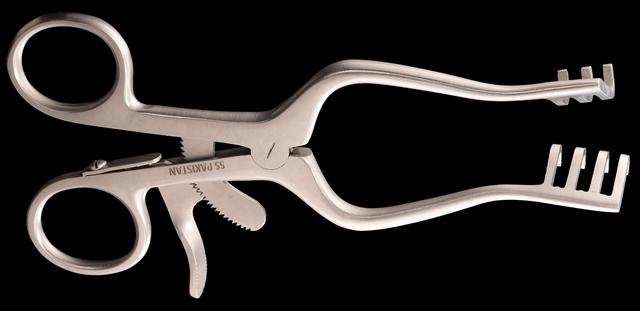 T1288 Surgical Retractor