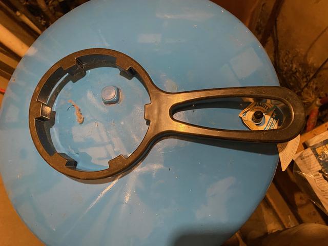 T1504 Water Filter Wrench