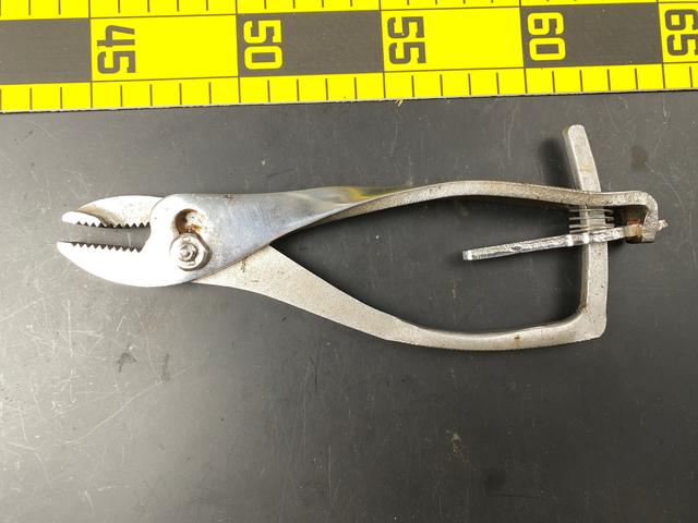 T1563 Odd Locking Pliers