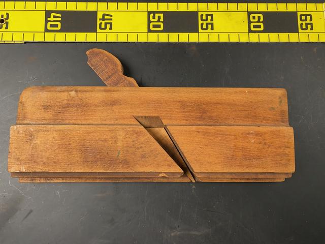 T1637 Wood Plane