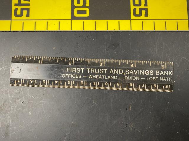 T1746 Advertising Ruler