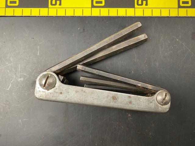 T1751 Old Hex Wrench Set