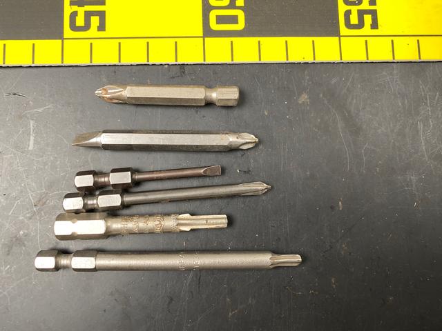 T1770 Assorted Screwdriver Bits