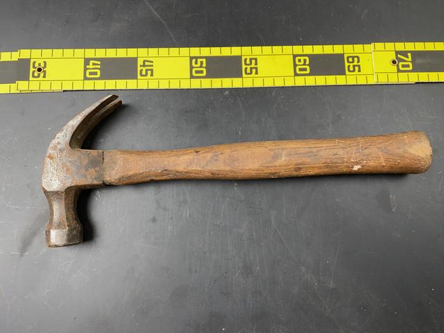 T1784 Claw Hammer