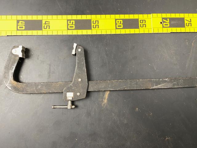 T1805 Unusual Bar Clamp