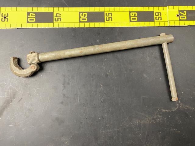 T1919 Basin Wrench