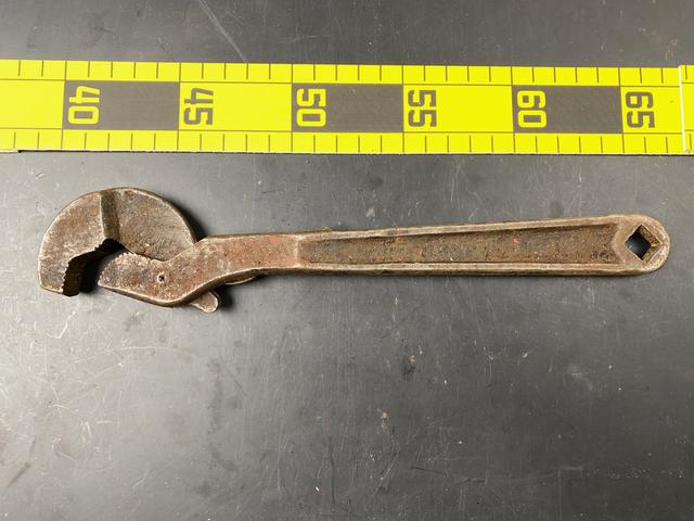 T1923 Pipe Wrench