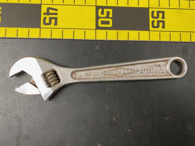 T1932 Crescent Wrench