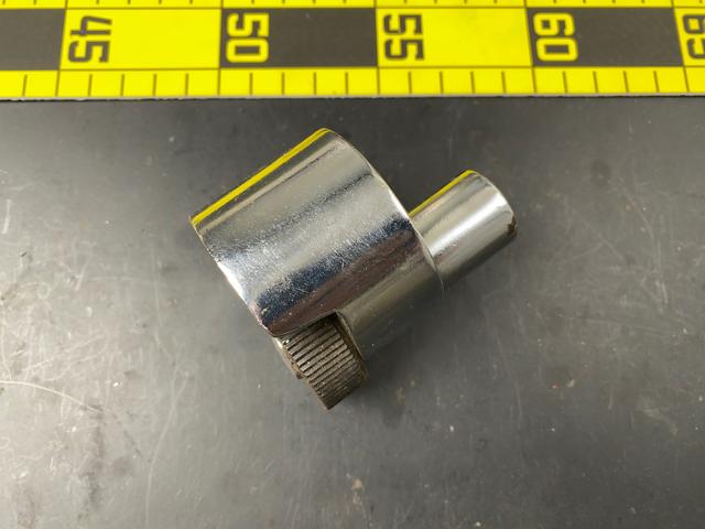 T1942 Round Bar Gripping Socket