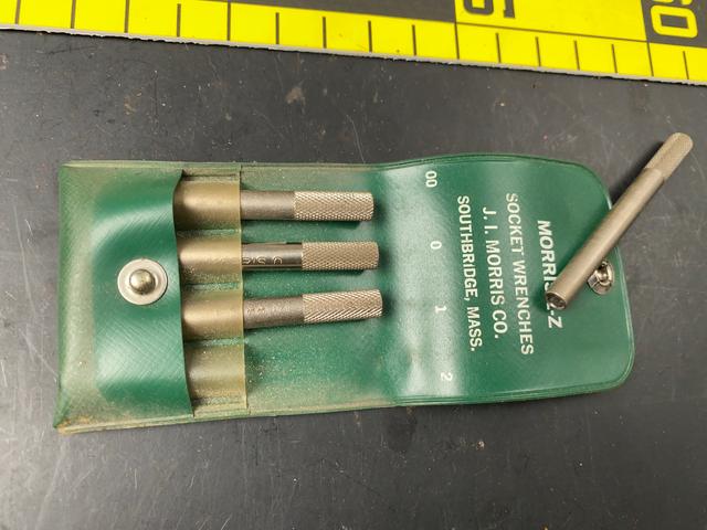 T1945 Very Small Nut Drivers