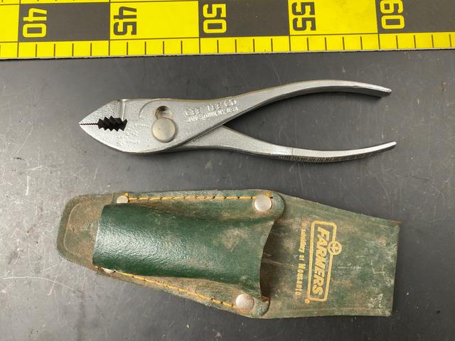 T1966 Pliers With Holster