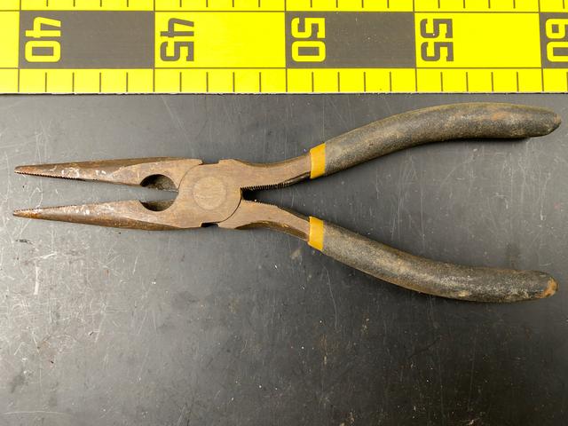 T1972 Needle Nose Pliers