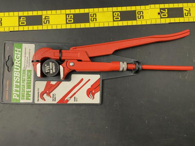 T2058 Swedish Pattern Pipe Wrench