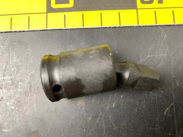 T2073 Impact Universal Socket