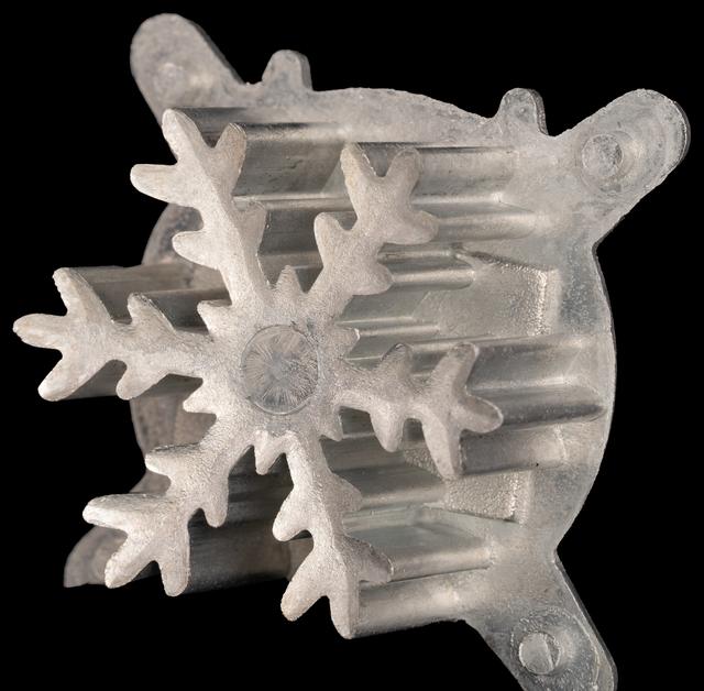 T2147 Snowflake Die Cutter