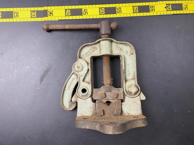 T2184 Pipe Clamp