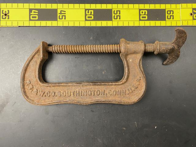 T2189 Old Iron C-Clamp