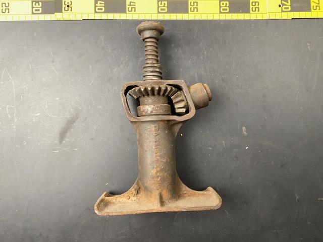 T2193 Screw Jack