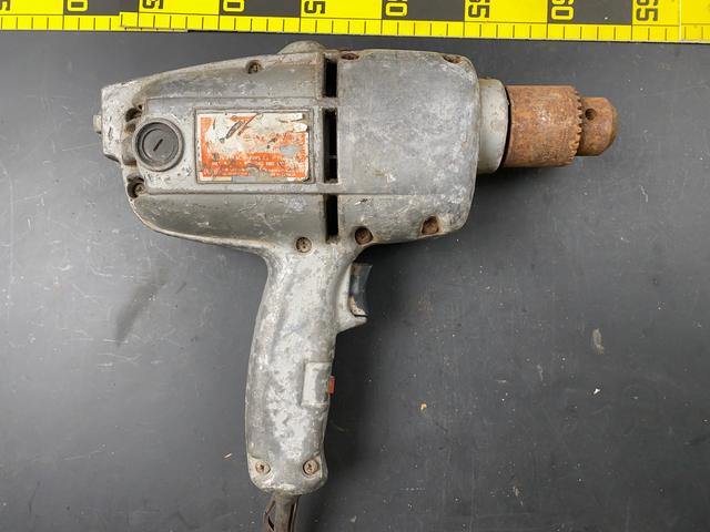 T2215 Old Electric Drill