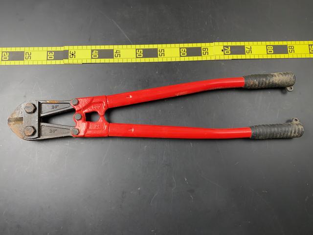 T2322 24" Bolt Cutters