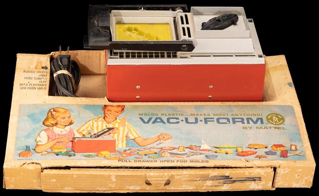 T2473 Toy Vacuum Former