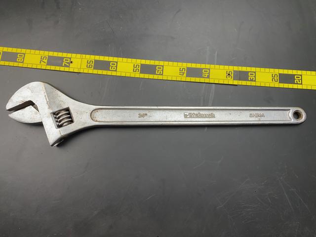 T2551 Huge 24" Crescent Wrench