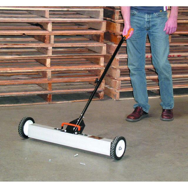 T2555 Magnetic Sweeper