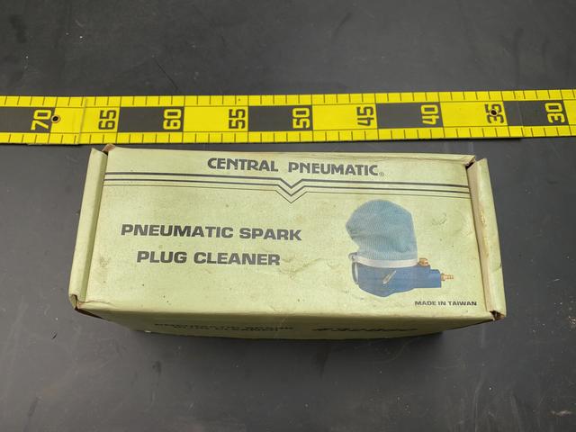 T2604 Pneumatic Spark Plug Cleaner