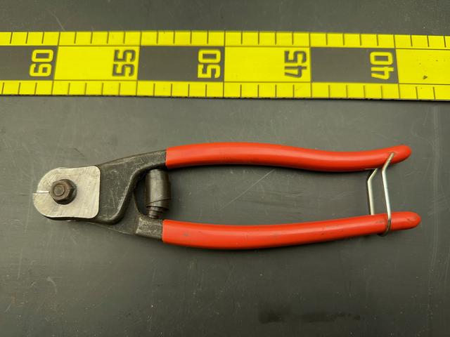 T2683 Cable Cutters